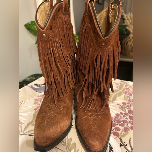 “Shyanne” Brown western cowboy boots with Fringe - Picture 3 of 8